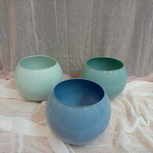 ΒΑΖΟ ΓΥΑΛΙΝΟ ΙΤΑΛΙΑΣ ΣΕ ΤΡΙΑ ΧΡΩΜΑΤΑ 20Χ20Χ15ΕΚ.ΤΜΧ.